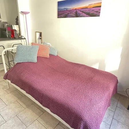 Small Apartment *