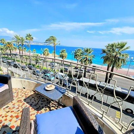Appartamento Promenade Sea Front *
