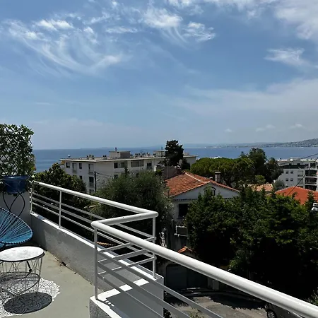 Villa Iris Niza
