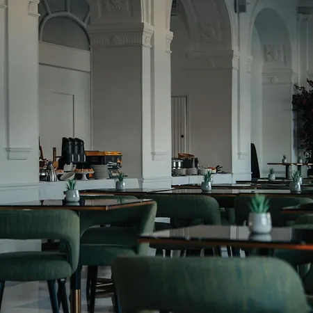 Le Royal Promenade Des 3* Ницца