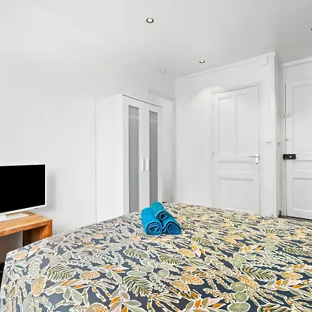 Renting - Paganini - New Lovely Cosy Flat In Heart Of Nicea