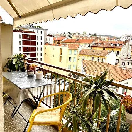 Apartment Center Aviva's-home Nice