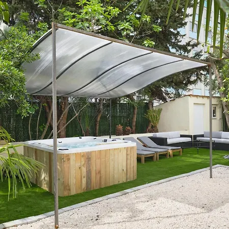 Des Pergolas Au Pied Du Tram ,a 5 Min Des Plages , 15 Min Du Centre , Jacuzzi 니스