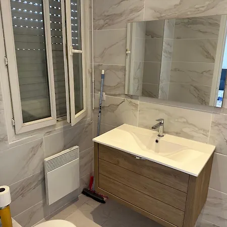 Appartement Refait A Neuf Centre De *