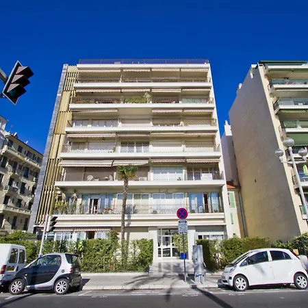 Sea Front Palace Promenade Apartment *