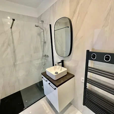 à Meyerbeer Apartment