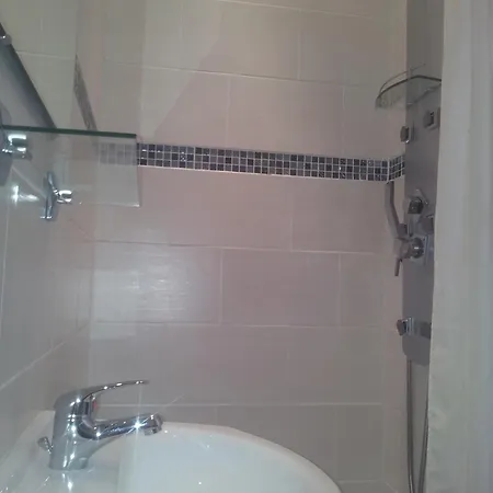 Hotel Cresp 2*