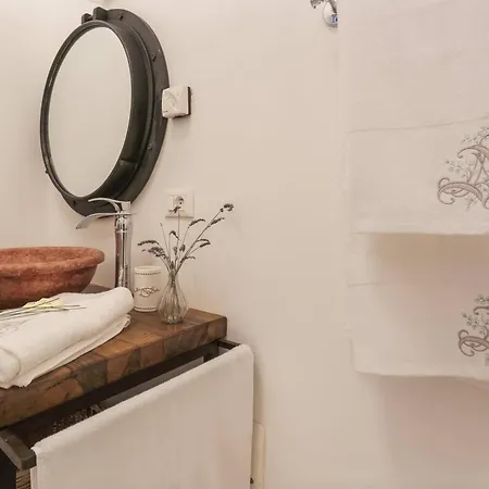 Apartmán Cassini Gt - 1 Bedroom - Balcony - Place Garibaldi
