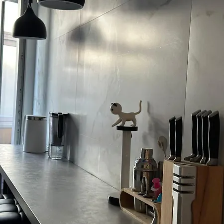 Pret De La Apartment *