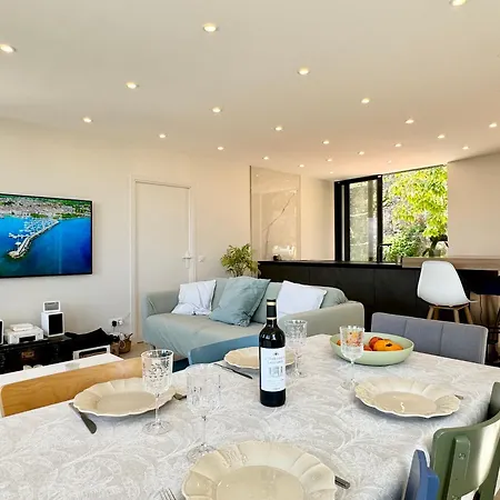 Jardin Avec Jacuzzi, Vue Et Montagne, Clim & Parking Appartement *