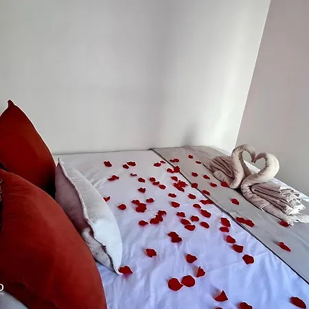Luxurious - Seaside - Bath - Wifi - Ac 니스