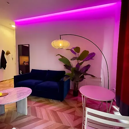 Luxurious - Seaside - Bath - Wifi - Ac 아파트 니스