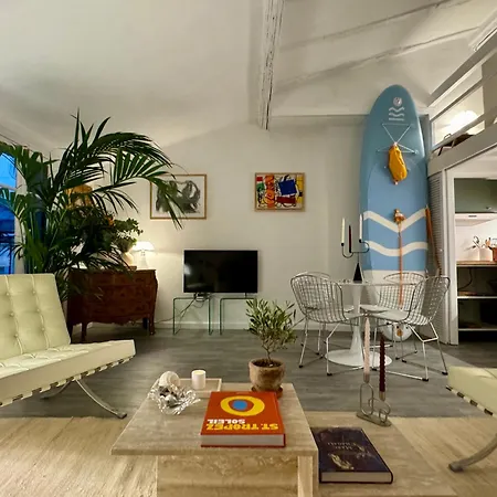 Superbe Duplex Entre Le Vieux Et La Prom Apartment *