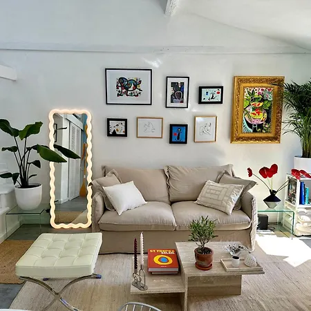 Superbe Duplex Entre Le Vieux Et La Prom Apartment