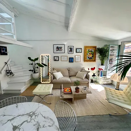 Superbe Duplex Entre Le Vieux Et La Prom * Nice