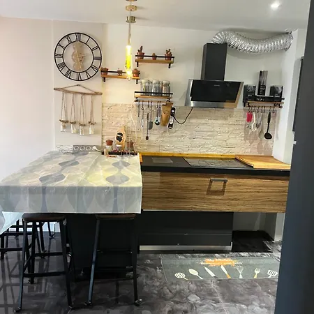 Apartment Appart Marguerite Nice