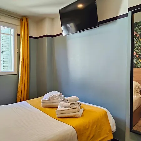 De France, Un Ammi Hotel