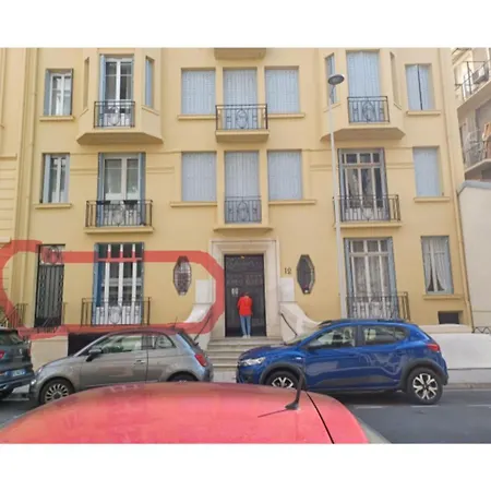 Extraordinaire Grand Au Centre 6 Minutes A Pied De La Et L'hotel Negresco Apartment