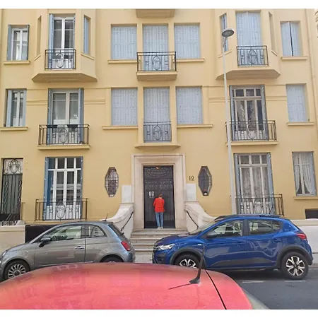 Extraordinaire Grand Au Centre 6 Minutes A Pied De La Et L'hotel Negresco Apartment Nice