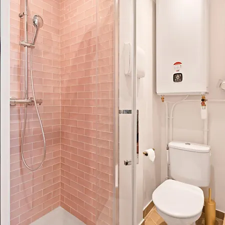Renting - Spitalieri - Chic & Cosy Art Deco Nest Etoile Appartement *