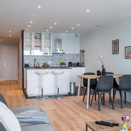Apartment Panoramic Sea View - 1 Bdr Promenade Des Nice