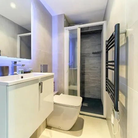 Cosy Duplex, Hyper Centre, Wifi,air Conditionner Apartment Nice