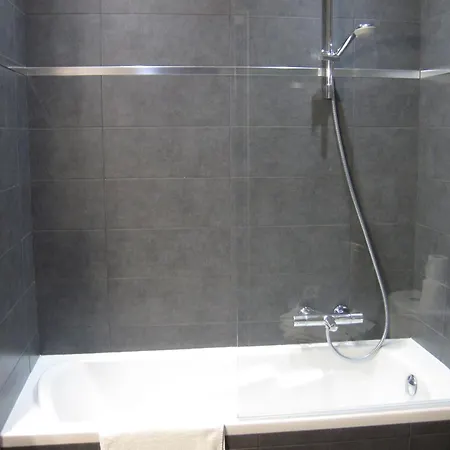Carlton Nice, Fully Renovated 3*