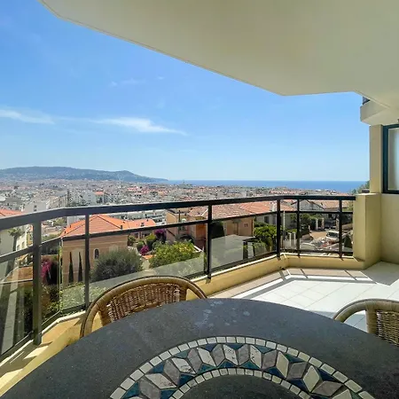 La Dolce 6 Pers Parcheggio Terrazza Apartment *