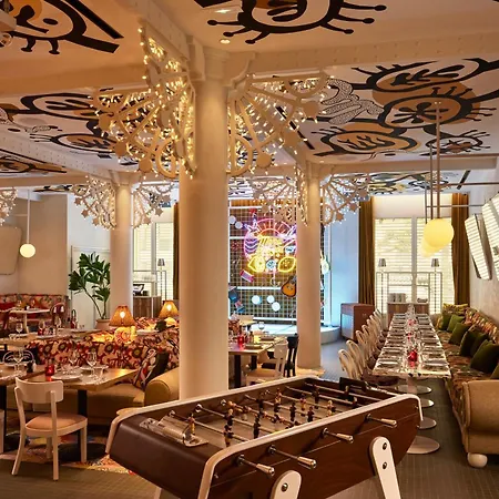 Hotel Mama Shelter 4*