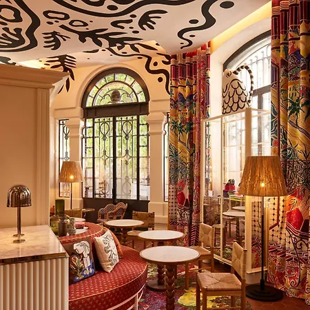 Mama Shelter Hotel