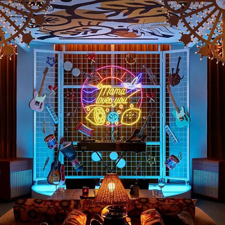Mama Shelter Hotel