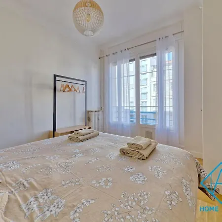 Apartment Golden Square *