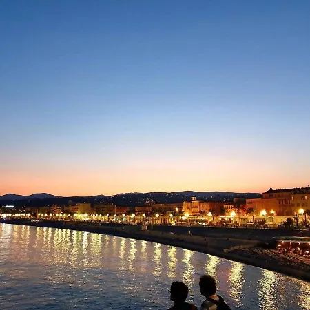公寓 T1 Centre - Ideal Couple & Amis - Confort - Wifi - Calme - Climatisation - Coin Terrasse *