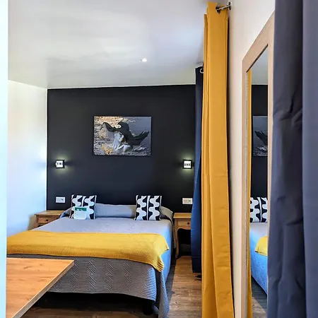 H33 Hotel