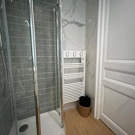 En Plein Coeur De Apartment