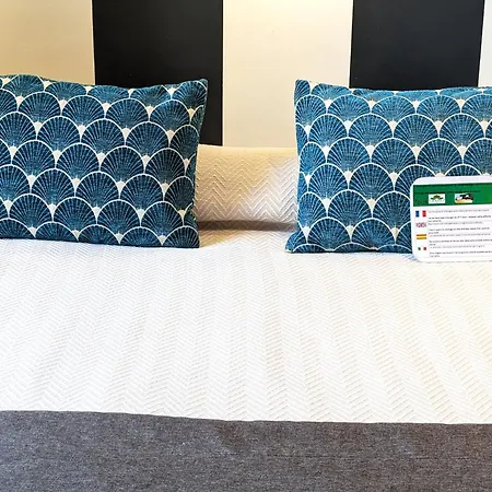 Hotel H33