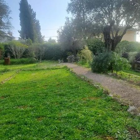 Alloggio in famiglia Maison Du Bonheur Calme Et Verdure Nizza