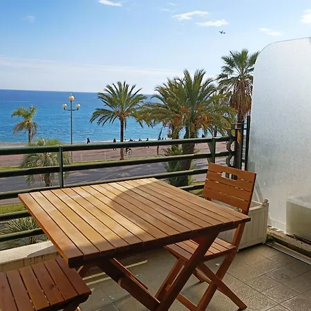 Appartement Charming T1 With Terrace And Sea View Nice