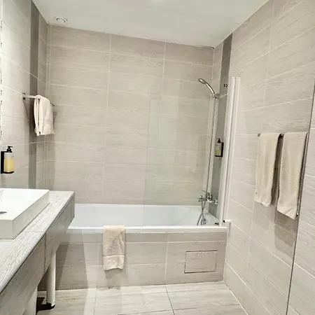 Hotel Helvetique 3*