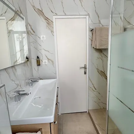 Helvetique 3* Nice