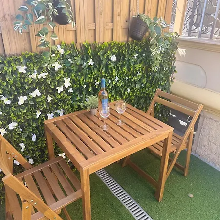 Appartamento Cosy, Terrasse, Proche Et Tramway *