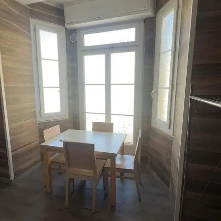 Simple Stay-centre Au Calme Aparthotel Nizza