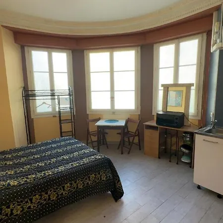 Simple Stay-centre Au Calme Aparthotel Nizza