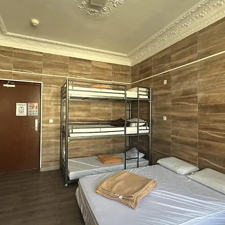 Aparthotel Simple Stay-centre Au Calme