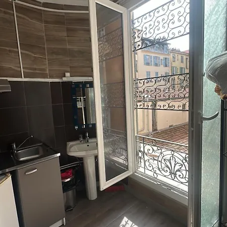 Aparthotel Simple Stay-centre Au Calme Nizza