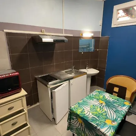 Simple Stay-centre Au Calme Aparthotel *