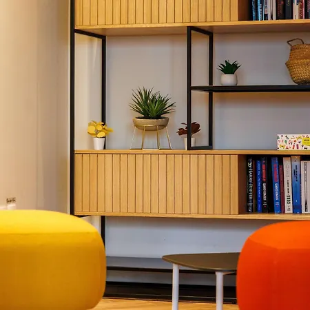 Adagio Centre מלון דירות 3*