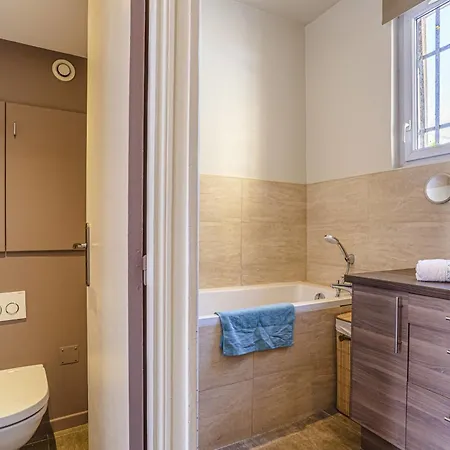 Guisol - Typical 3 Bedroom Ac Near Port * Ницца