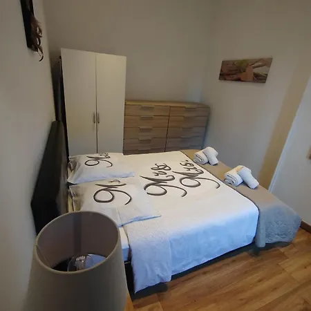 2 Pieces Renover Appartement Nice