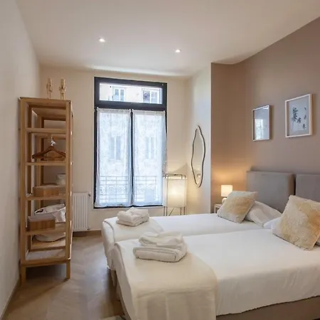 #52 Etoile ,central, Balcony, Ac-5 Min P Massena Appartement *